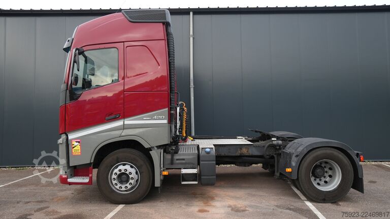 สารอันตราย Volvo FH 420 ADR tractor unit