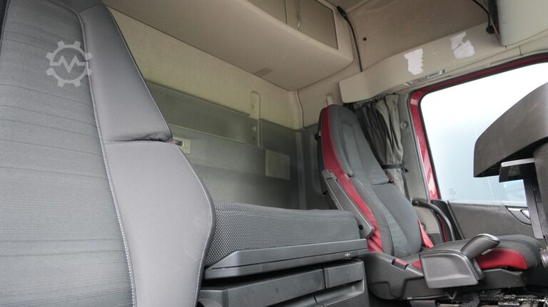 สารอันตราย Volvo FH 420 ADR tractor unit