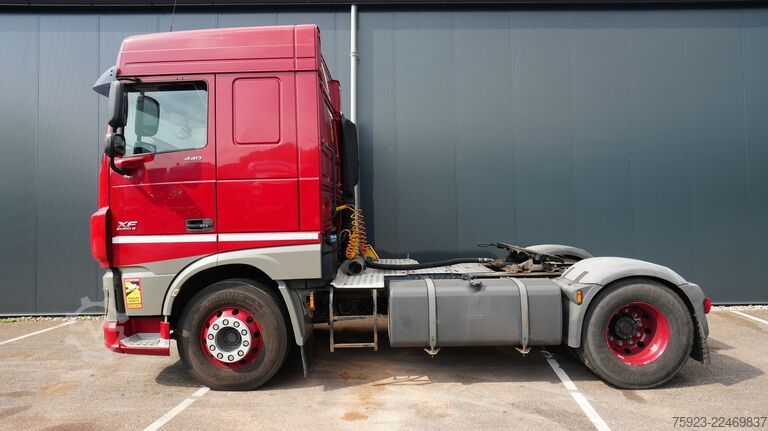 สารอันตราย DAF XF 440 ADR tractor unit