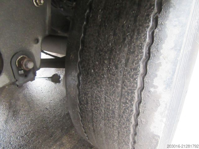 Hűtő félpótkocsi SCHMITZ CARGOBULL Tiefkühler Doppelstock Palettenkasten Achslift