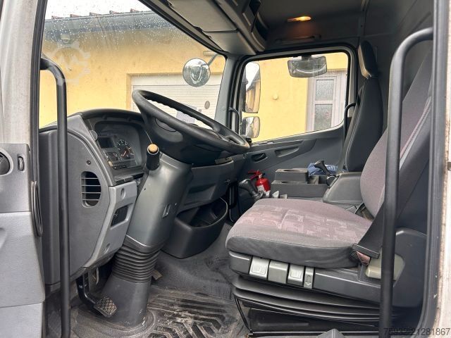 Box van MERCEDES-BENZ Atego 816 R - Koffer, Arztpraxis, Eventfahrzeug
