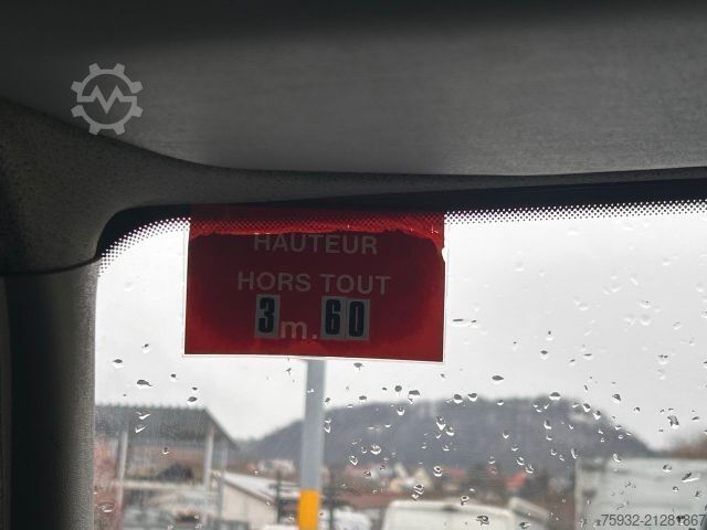 Box van MERCEDES-BENZ Atego 816 R - Koffer, Arztpraxis, Eventfahrzeug