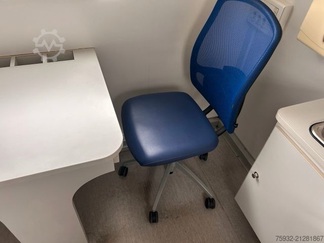 Box van MERCEDES-BENZ Atego 816 R - Koffer, Arztpraxis, Eventfahrzeug