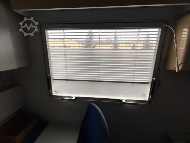 Box van MERCEDES-BENZ Atego 816 R - Koffer, Arztpraxis, Eventfahrzeug