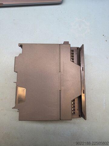 Unidad de control Siemens 6ES7 334-0CE01-0AA0