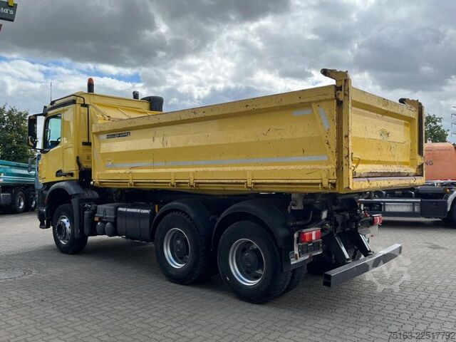 Dreiseitenkipper LKW MERCEDES-BENZ Arocs 2648 6x4 3-Achs Kipper Meiller