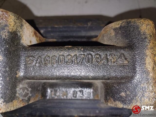 Partea cabinei Mercedes Occ cabinesteun Mercedes