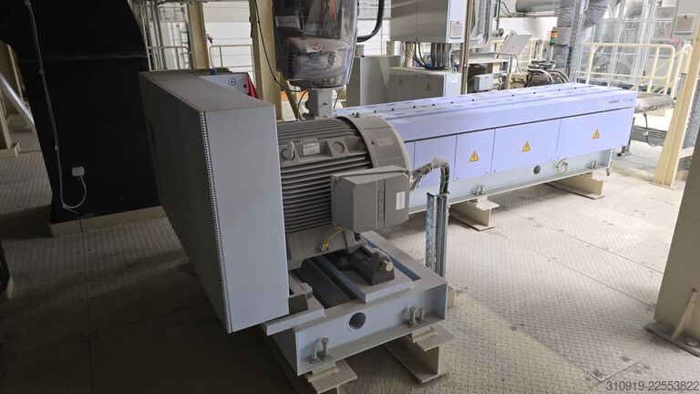 Extrusora de hilado Oerlikon Barmag 9E10 Spinning Extruder – BBE P13000