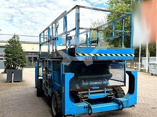 Pacelšanas platforma Genie GS 4390