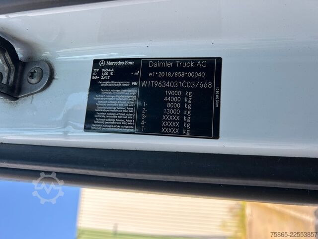 Standard-SZM Mercedes-Benz Actros 1845 Gigaspace / Tacho V2 / 503 dkm / Bl...