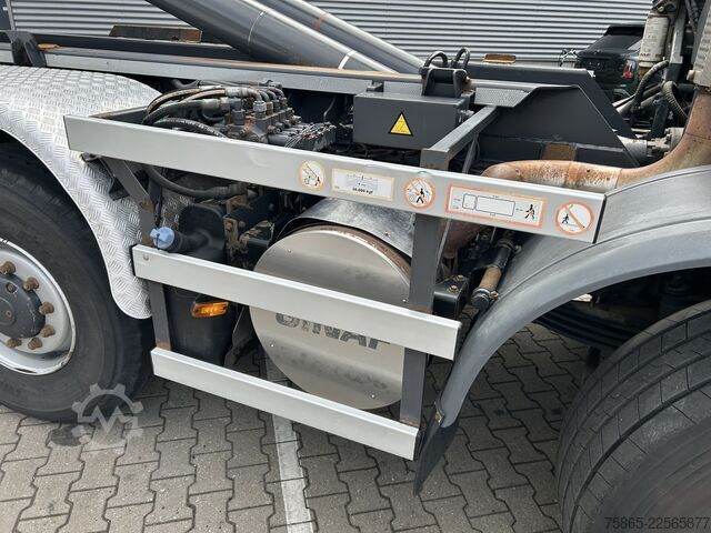 Hook arm system Ginaf / DAF CF 460 X 4243 TS 8x6 / VDL Hooklift 30 To...