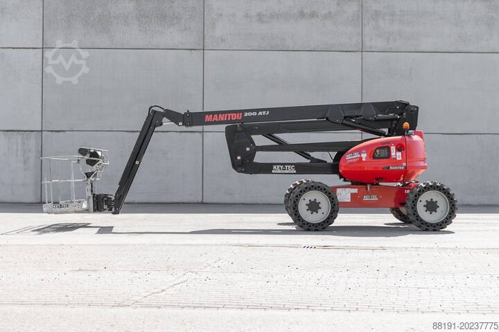 Leddbar teleskopisk arbeidsplattform Manitou 200 ATJ