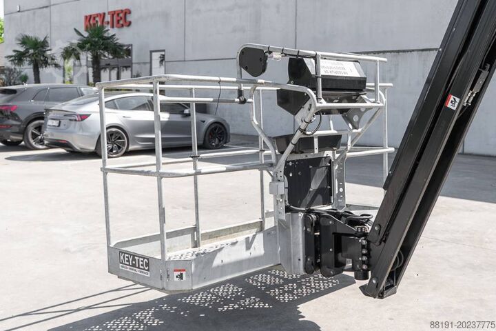 Leddbar teleskopisk arbeidsplattform Manitou 200 ATJ