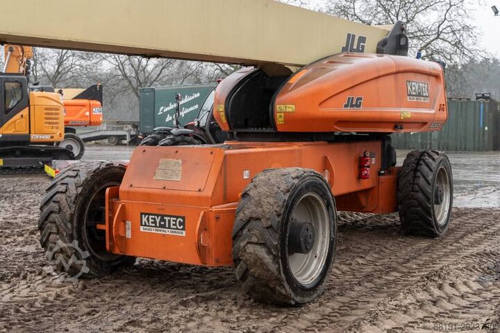 Teleskooppinen alusta JLG 1350 SJP