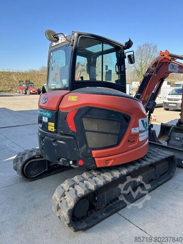 Mini-pelle Kubota U50-5 (5016)