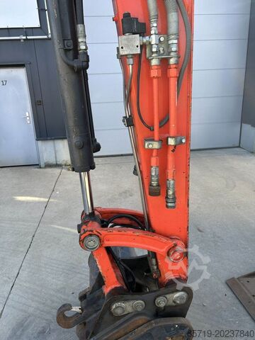 Mini-pelle Kubota U50-5 (5016)