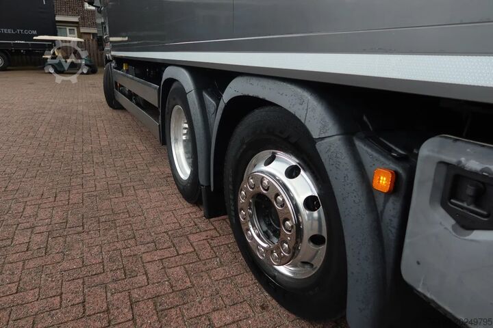 Valise MAN TGX 26.500 6x2 Bak + Klep 3000 KG, FULL AIR SUS...