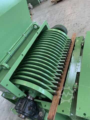 Broyeur à percussion / broyeur à fléaux Möller Bünde SZR 1000 / 800