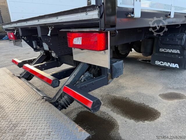 Lastplattform Scania P320 Flatbed-truck + HIAB X-HiPro 162 E4, 2019
