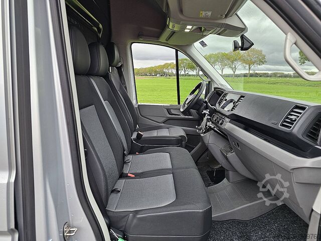 উঁচু ছাদের স্টেশন ওয়াগন VOLKSWAGEN CRAFTER 35 2.0 L3H3 LED Navi!