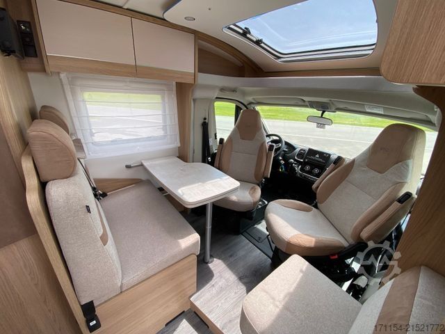 Teilintegriertes Wohnmobil LMC Cruiser V 646 G, SAT, Navi, Automatik