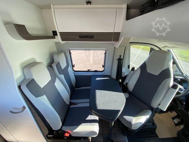 Kastenwagen Wohnmobil / Campervan VANTOURER Van 600 L , mit Aufstelldach,Längsbetten,Automat