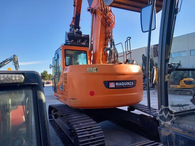  Doosan DX235LCR