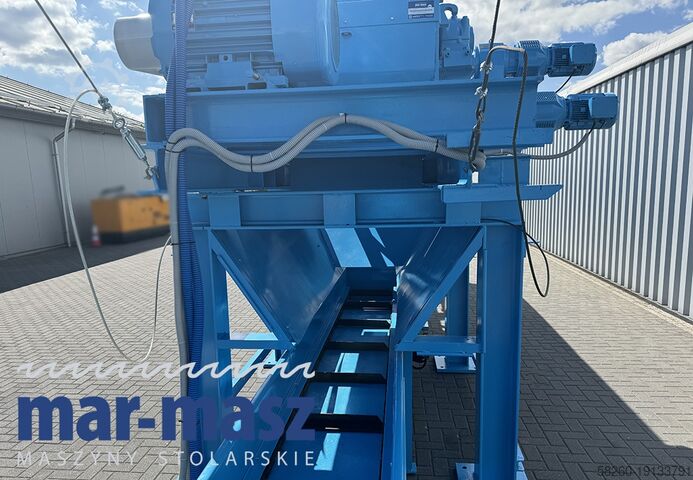 Triturador de madeira Triturador KLOCKNER 900×180 HS 4 WT z przenośnikiem łańcuchowym typu redler