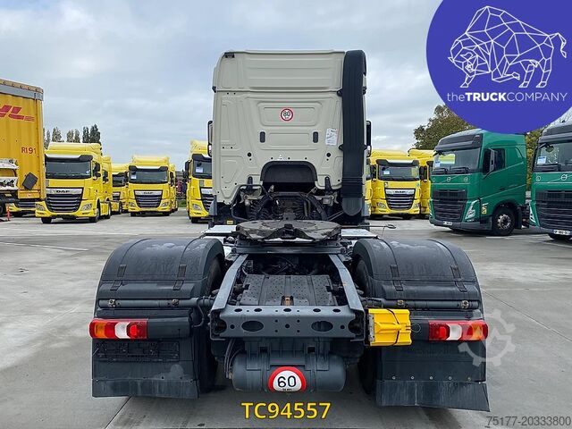 معيار SZM Mercedes-Benz Actros 1843