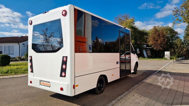 शहर बस MERCEDES-BENZ Frontniederflur Sprinter 517 / 4 er Bestuhlung