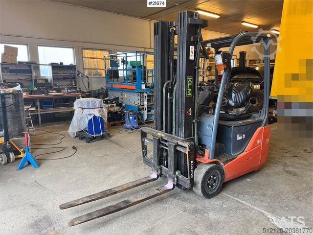 Viljuškar Toyota BET15 Electric Forklift.