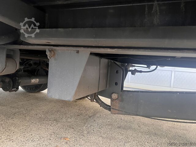 Комерційний транспортний засіб  tt  Tandemtieflader