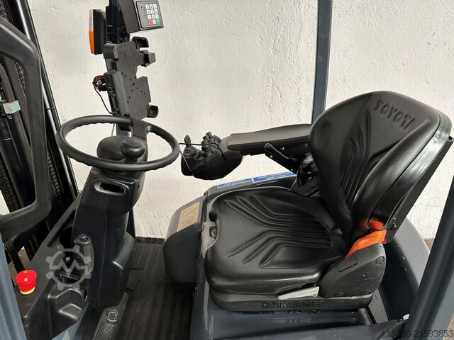 Электрический 3-колесный вилочный погрузчик Toyota 7FBEST10 - TRIPLEX 6 m - 688 Stunden !!!