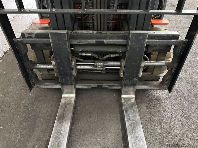 Электрический 3-колесный вилочный погрузчик Toyota 8FBE16T - TRIPLEX 4,7 m