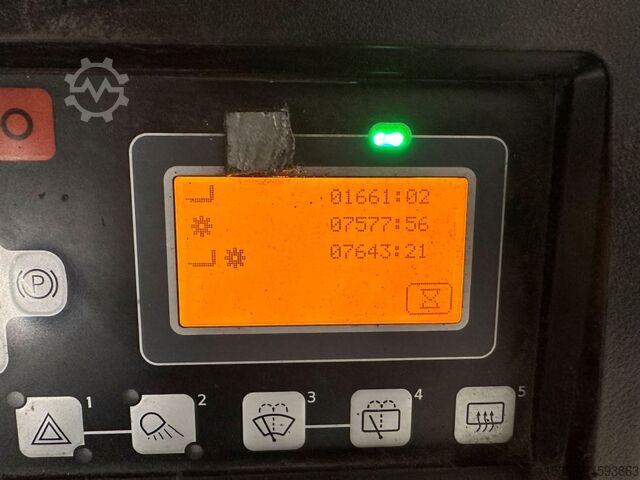 Электрический 3-колесный вилочный погрузчик Toyota 8FBE16T - TRIPLEX 4,7 m