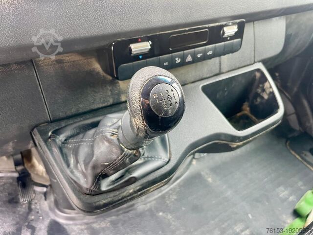 Furgon Mercedes-Benz SPRINTER 311