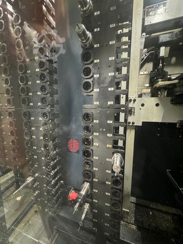 Горизонтальный обрабатывающий центр MAKINO A55