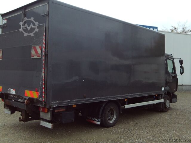 Kastiga veoauto renault Midlum 200