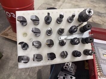 مخرطة CNC GILDEMEISTER NEF 320