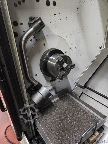 Pusat pembubutan dan milling CNC Mori Seiki NL1500/500