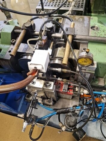 ماكينة درفلة القلاووظ THOMMEN G-07