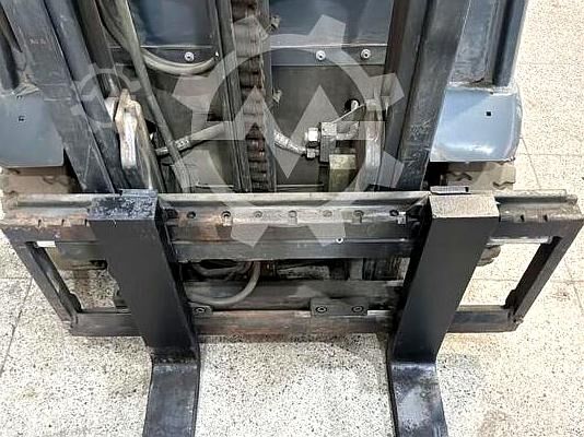 навантажувач Linde E16C