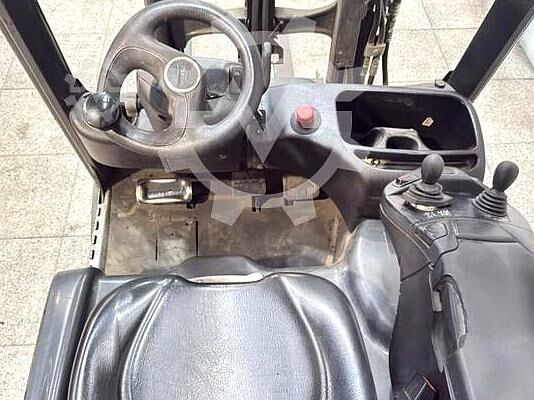навантажувач Linde E16C