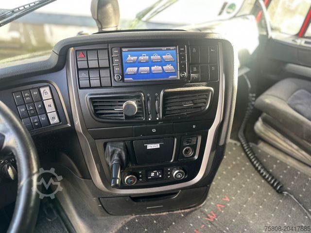 Standard tractor unit IVECO Stralis 460 Hydraulik Retarder Standklima ACC