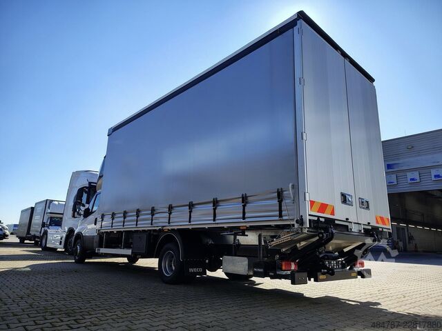 Βαν με κουρτίνα πλευράς IVECO Daily 70C18HA8 Plane LBW BackSleeper SOFORT