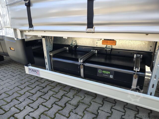 Βαν με κουρτίνα πλευράς IVECO Daily 70C18HA8 Plane LBW BackSleeper SOFORT