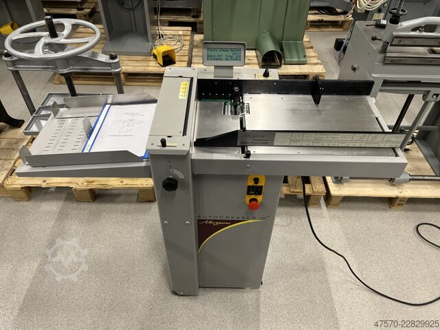 Stroj za žljebljenje i perforiranje Automatic creaser Morgana Autocreaser 33
