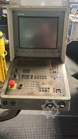 Centro de maquinagem universal DMG MORI DMU 70 evo