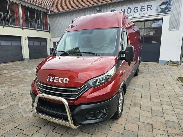 Xe tải nhẹ Iveco Daily 35S21HA8V Hi-Matic 16m³ XL LED AirPro