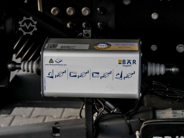 Camion caisson DAF XB 290 FA Koffer 16t